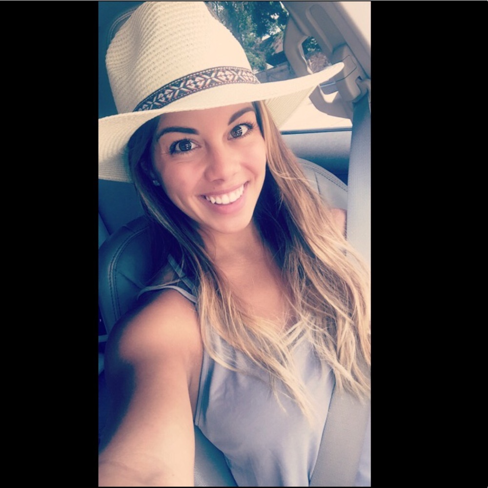 Meet your Posher, Veronica